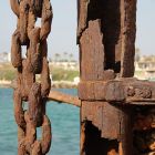 2007 - Old chains at Ceserea port